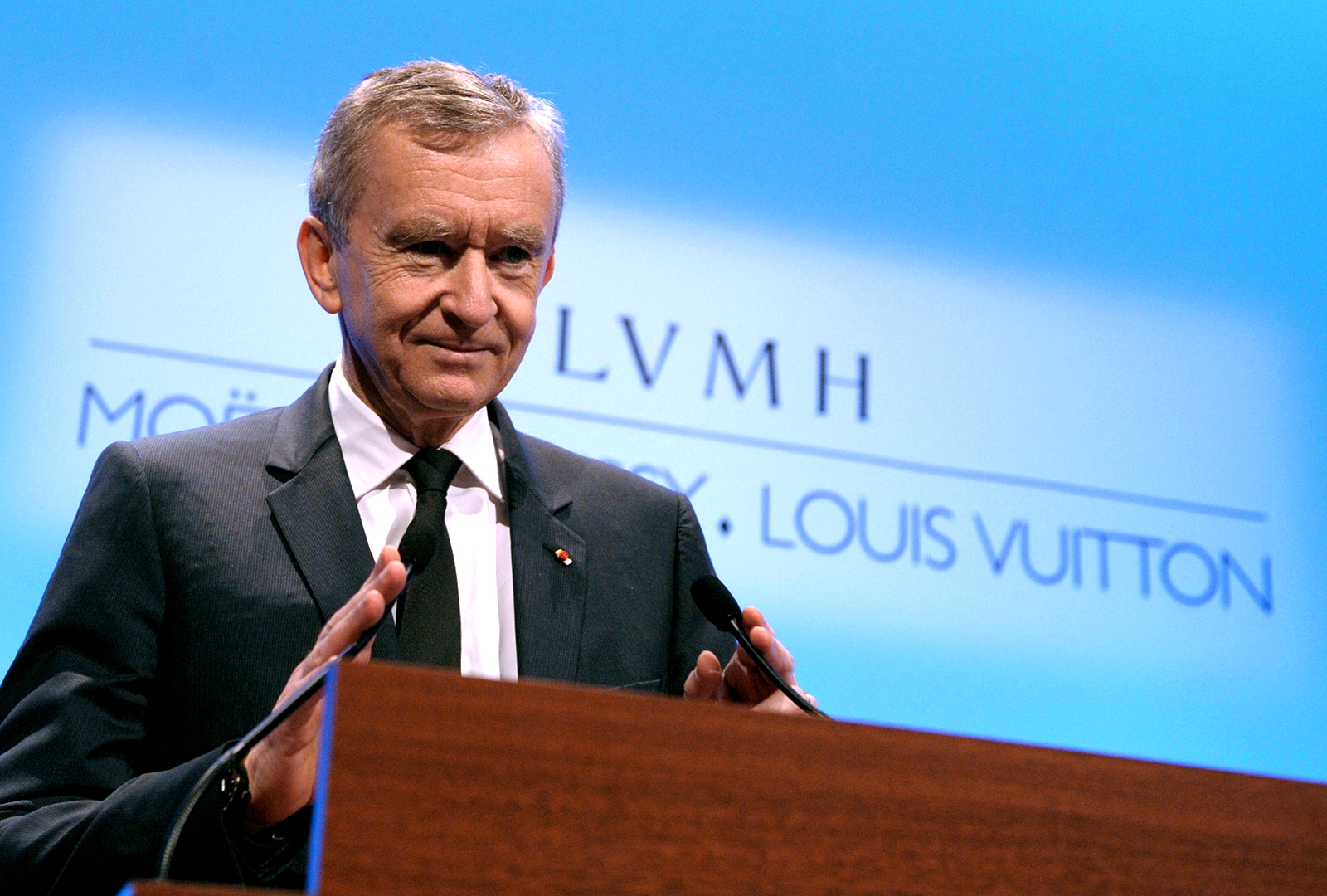 Meet Bernard Arnault, the richest man in the world and the owner of Louis  Vuitton