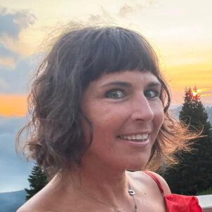 Picture of Sara Darling