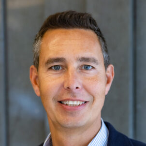 Picture of Will Lowe