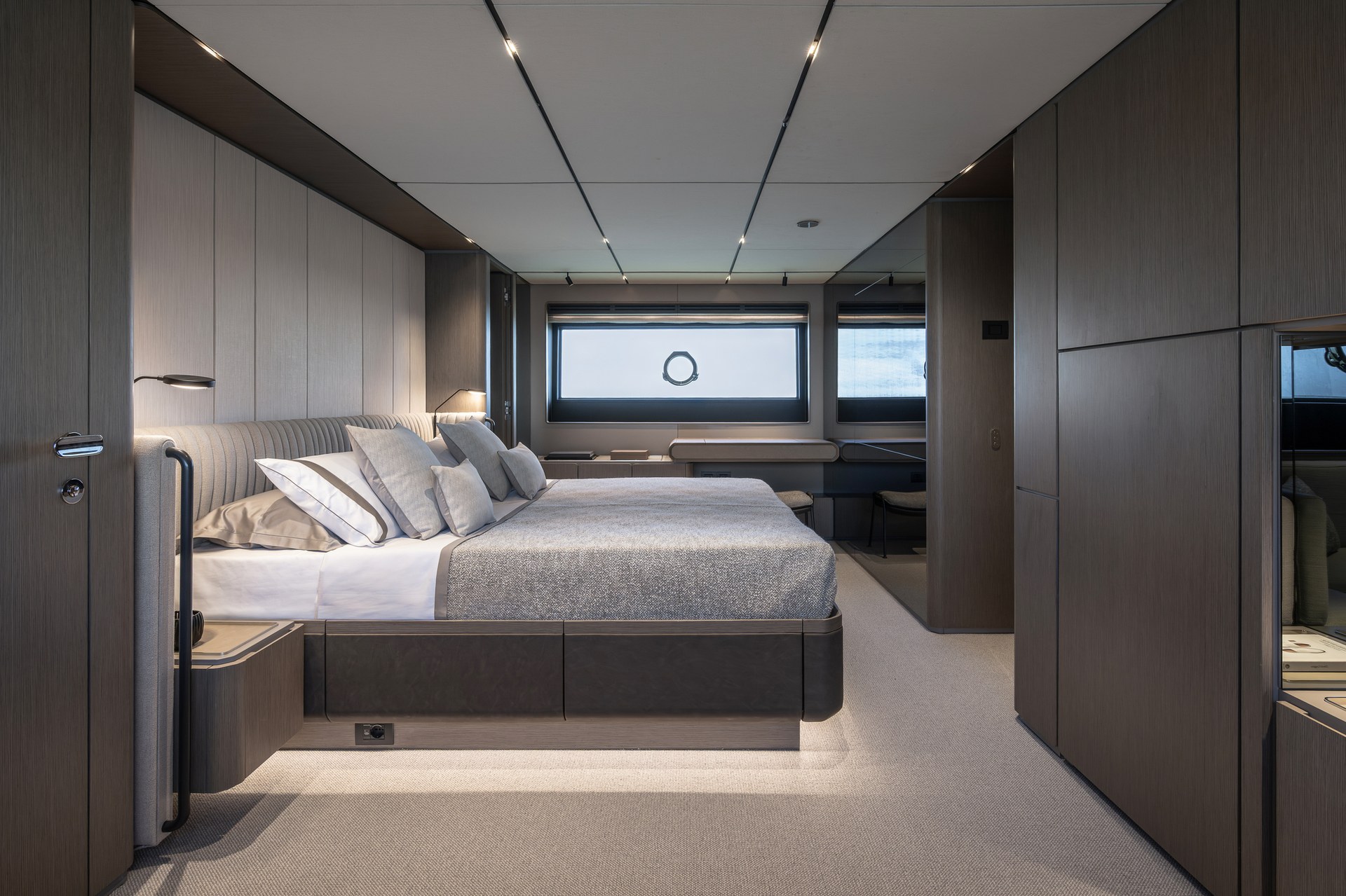Quagliotti table settings aboard a Ferretti yacht